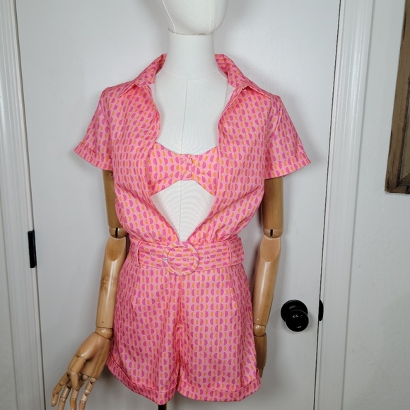Hello Molly Sunny Babe Pink Retro Beach Romper Size 2 - Picture 1 of 13